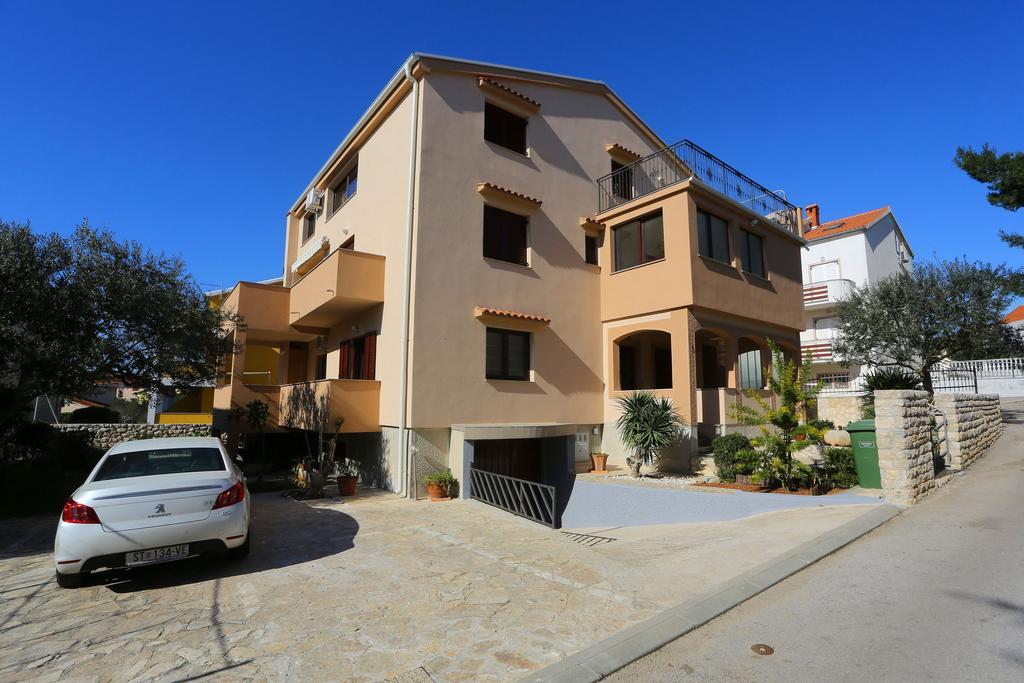 Borik Hills Apartament *